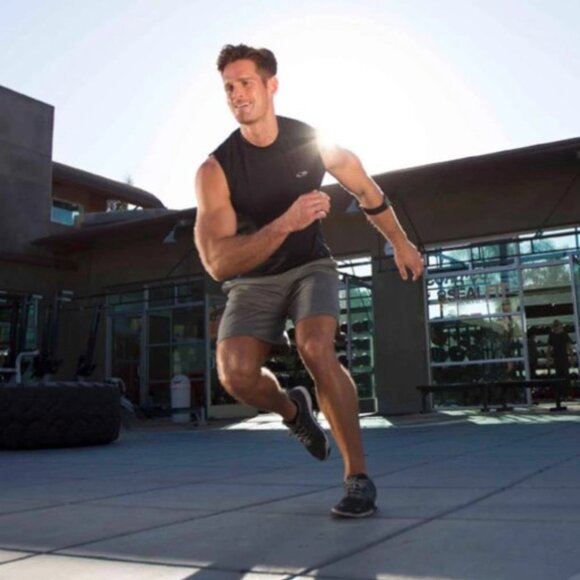 Scosche Rhythm+ Armband Heart Rate Monitor - RTHM 1.9 - Picture 2 of 11